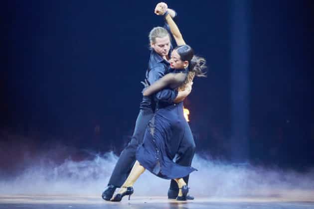 Gabriel Kelly und Malika Dzumaev- Let's dance - Die Show 2024 - ZAG Arena in Hannover am 15.11.2024 © Ulrich Stamm