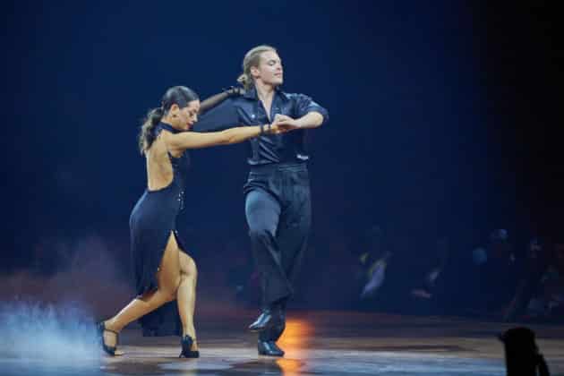 Gabriel Kelly und Malika Dzumaev- Let's dance - Die Show 2024 - ZAG Arena in Hannover am 15.11.2024 © Ulrich Stamm