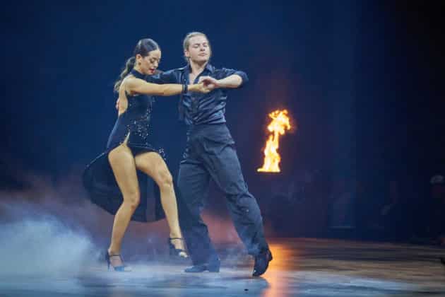 Gabriel Kelly und Malika Dzumaev- Let's dance - Die Show 2024 - ZAG Arena in Hannover am 15.11.2024 © Ulrich Stamm
