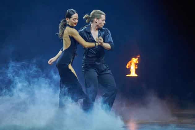 Gabriel Kelly und Malika Dzumaev- Let's dance - Die Show 2024 - ZAG Arena in Hannover am 15.11.2024 © Ulrich Stamm