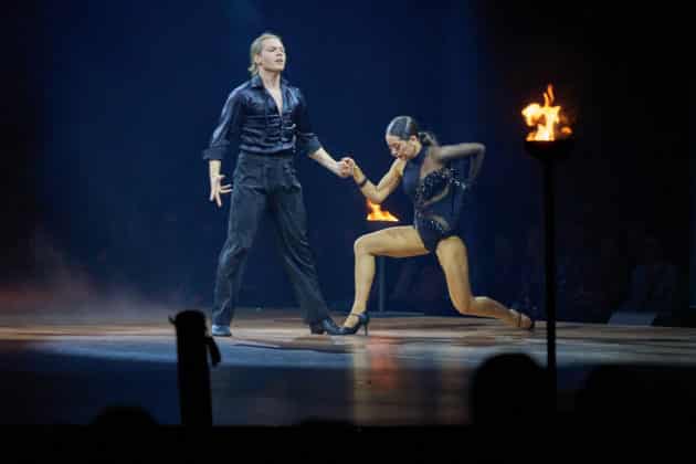 Gabriel Kelly und Malika Dzumaev- Let's dance - Die Show 2024 - ZAG Arena in Hannover am 15.11.2024 © Ulrich Stamm