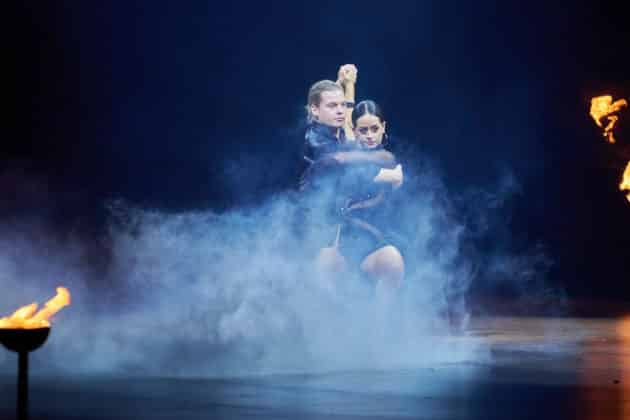 Gabriel Kelly und Malika Dzumaev- Let's dance - Die Show 2024 - ZAG Arena in Hannover am 15.11.2024 © Ulrich Stamm