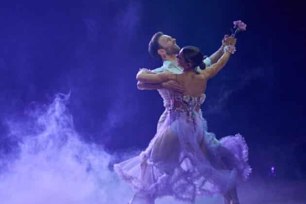 Jana Wosnitza und Vadim Garbuzow - Let's dance - Die Show 2024 - ZAG Arena in Hannover am 15.11.2024 © Ulrich Stamm