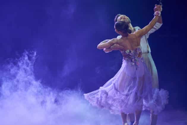 Jana Wosnitza und Vadim Garbuzow - Let's dance - Die Show 2024 - ZAG Arena in Hannover am 15.11.2024 © Ulrich Stamm
