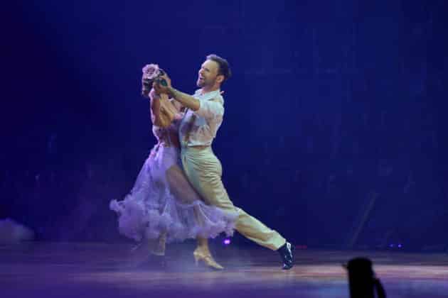 Jana Wosnitza und Vadim Garbuzow - Let's dance - Die Show 2024 - ZAG Arena in Hannover am 15.11.2024 © Ulrich Stamm