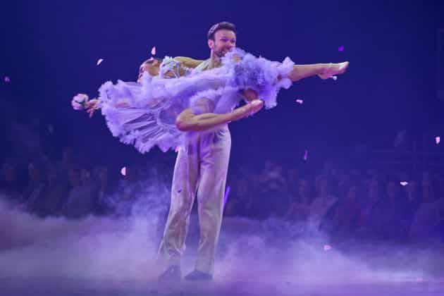 Jana Wosnitza und Vadim Garbuzow - Let's dance - Die Show 2024 - ZAG Arena in Hannover am 15.11.2024 © Ulrich Stamm