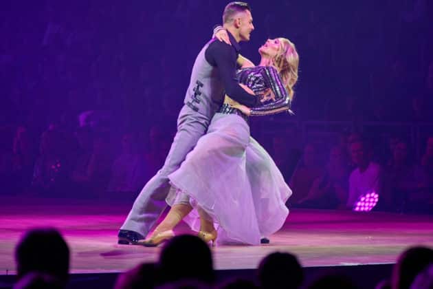 Lina Larissa Strahl und Zsolt Sándor Cseke - Let's dance - Die Show 2024 - ZAG Arena in Hannover am 15.11.2024 © Ulrich Stamm