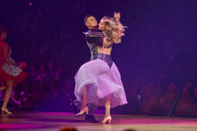 Lina Larissa Strahl und Zsolt Sándor Cseke - Let's dance - Die Show 2024 - ZAG Arena in Hannover am 15.11.2024 © Ulrich Stamm
