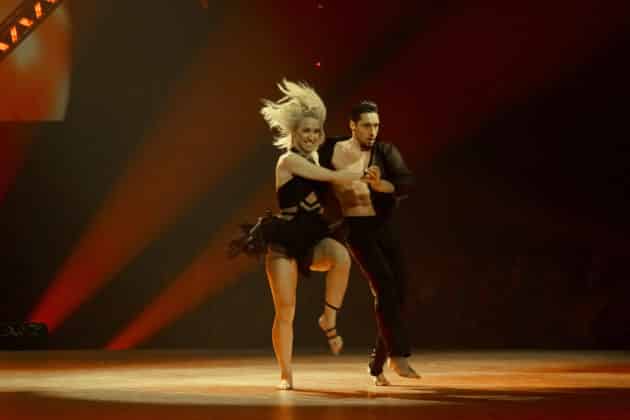 René Casselly und Kathrin Menzinger - Let's dance - Die Show 2024 - ZAG Arena in Hannover am 15.11.2024 © Ulrich Stamm