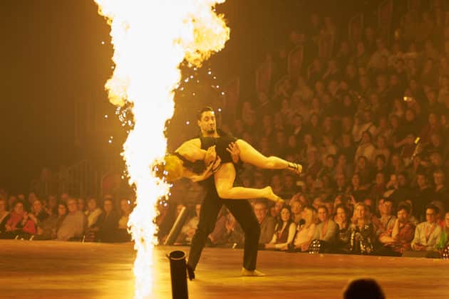 René Casselly und Kathrin Menzinger - Let's dance - Die Show 2024 - ZAG Arena in Hannover am 15.11.2024 © Ulrich Stamm