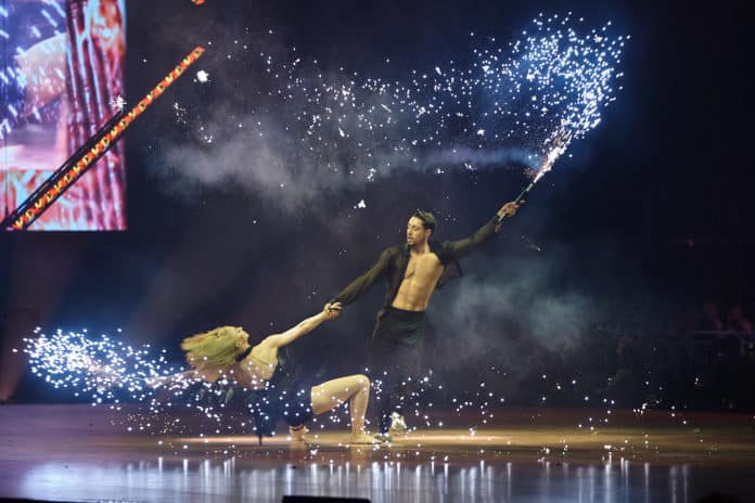 René Casselly und Kathrin Menzinger - Let's dance - Die Show 2024 - ZAG Arena in Hannover am 15.11.2024 © Ulrich Stamm