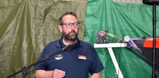 Dr. Stefan Dach eröffnet die Jubiläumsfeier