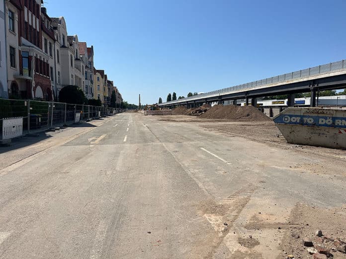 Die Südseite der Willmerstraße bleibt das ganze Jahr 2025 gesperrt