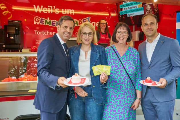 Sommerfest 2025 der Landesvertretung Niedersachsen in Berlin - In den Ministergärten in Berlin am 23.06.2025 © Ulrich Stamm