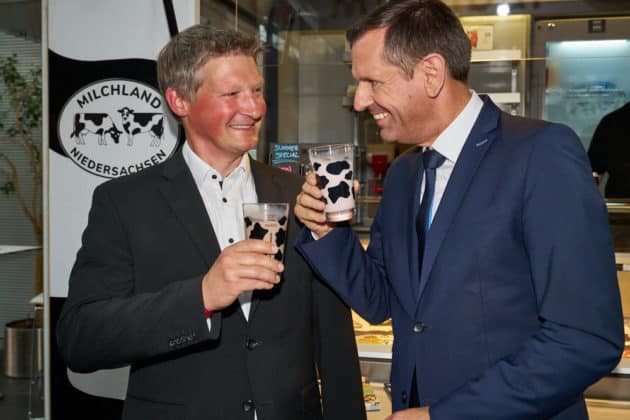 Sommerfest 2025 der Landesvertretung Niedersachsen in Berlin - In den Ministergärten in Berlin am 23.06.2025 © Ulrich Stamm