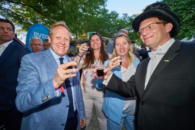 Sommerfest 2025 der Landesvertretung Niedersachsen in Berlin - In den Ministergärten in Berlin am 23.06.2025 © Ulrich Stamm