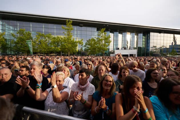 Rea Garvey eröffnet das Sommerfestival 2025 in der Autostadt Wolfsburg - Autostadt in Wolfsburg am 04.07.2025 © Ulrich Stamm