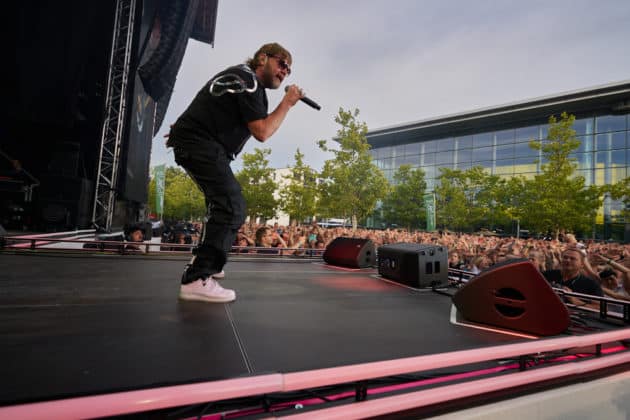 Rea Garvey eröffnet das Sommerfestival 2025 in der Autostadt Wolfsburg - Autostadt in Wolfsburg am 04.07.2025 © Ulrich Stamm