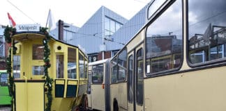 Oldtimerbus und Pferdestraßenbahn: Nahverkehrsfans kamen auf ihre Kosten