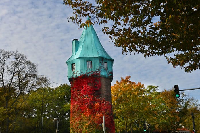 Die Fenster am Turm sind wieder frei
