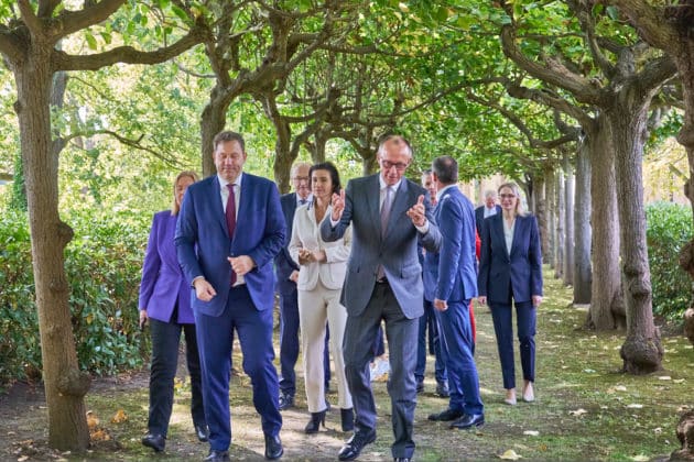 v.l. Bärbel Bas, Lars Klingbeil, Dorothee Bär, Fried Merz unf weitere