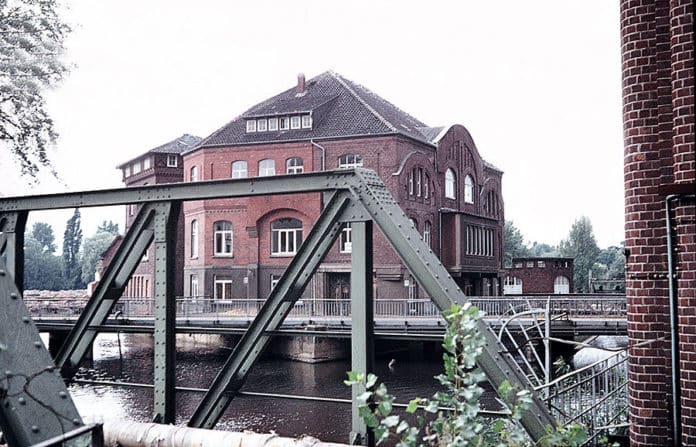 Das einstige Verwaltungsgebäude der Döhrener Wolle