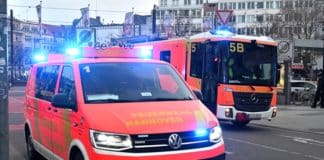 Feuerwehreinsatz in der Langen Laube DSC 0001