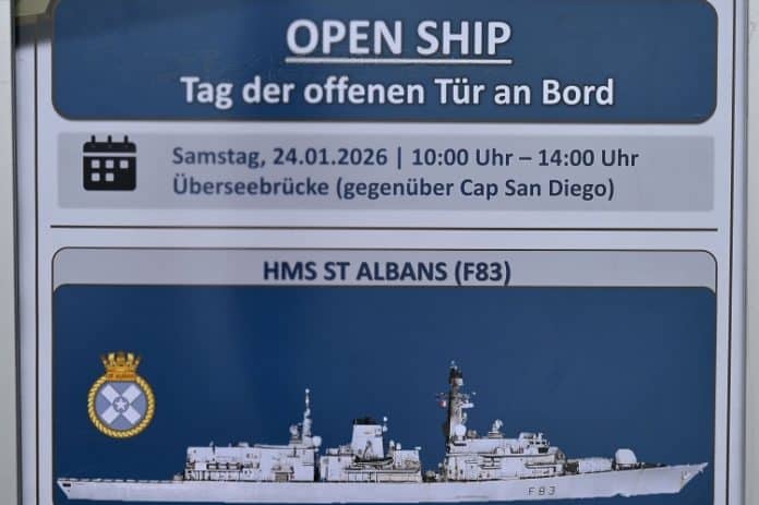Am Sonnabend (24.01.) konnte das britische Kriegsschiff 