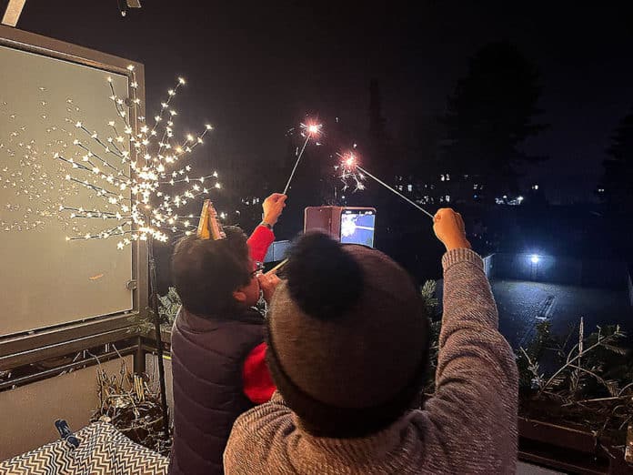 Hier wurde friedlich nur mit Wunderkerzen das neue Jahr begrüßt