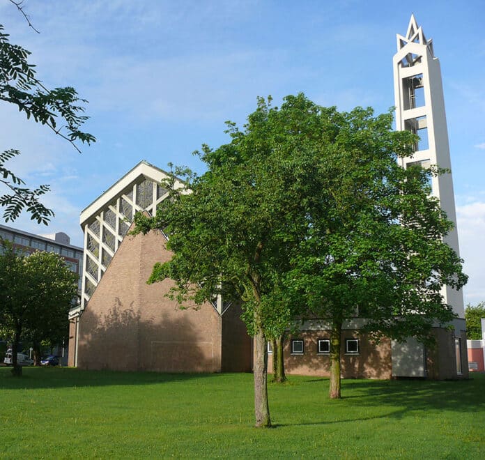 Die Auferstehungskirche in Hannover-Döhren (hier ein Archivbild)