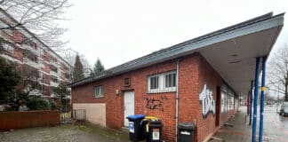 Wo einst die Deutsche Band und Roßmann residierten, will nun EDEKA neu bauen