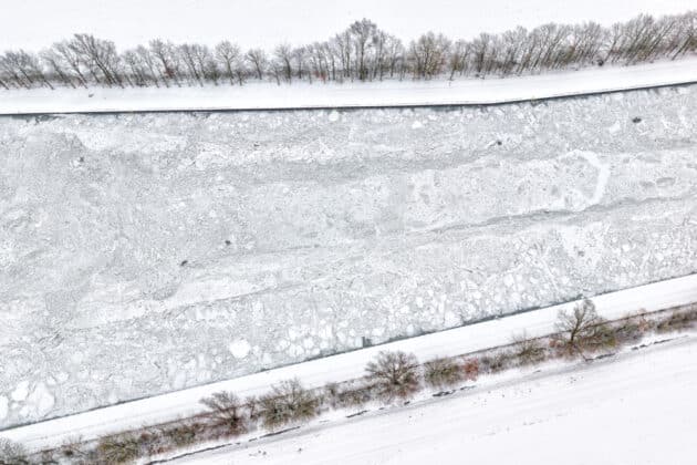 Luftbild Eisbildung Mittellandkanal Schleuse Hannover US 2026 02 05 101 2 3 4 5