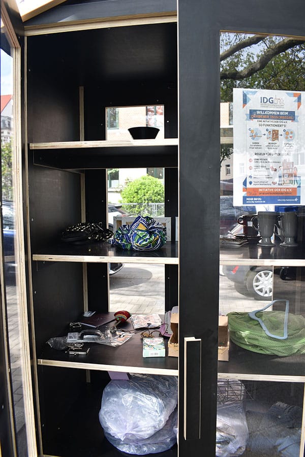 Am Fiedelerplatz steht jetzt Tauschschrank - Stadtreporter.de DSC 0045