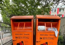 Bezirksrat Döhren-Wülfel: Nachgefragt – Altkleider, Kita und ein Weg, der im Nichts endet Einige der wenigen verbliebenen Sammelbehälter im Stadtbezirk. Leider wissen anscheinend einige Mitbürger die Anlage nicht richtig zu nutzen.