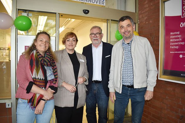 von l.: Eva Bender, Helena Schwabauer, Willi Lindenberg und Martin von Wald von EDEKA Minden-Hannover.