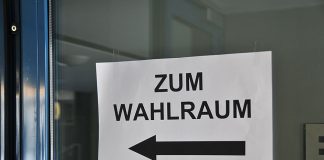 Symbolbild: Eine Reihe von Mittelfeldern müssen zur Kommunalwahl in den Nachbarstadtteil fahren