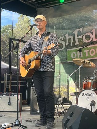 Irish Folk im Irischen Dorf
