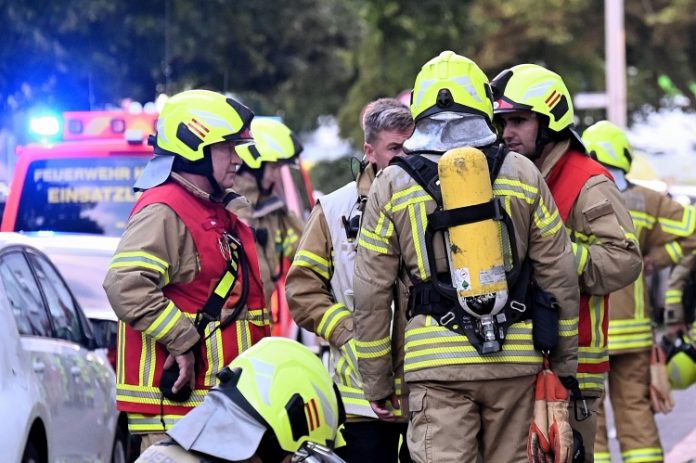 Ein Kellerbrand in einem Mehrfamilienhaus in der Isernhagener Straße in Hannover-List konnte schnell gelöscht werden