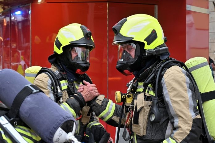 Ein Feuerwehreinsatz am Rande des Görlitzer Altstadtfestes sorgte für Aufregung – Ursache für den Einsatz war ein angebranntes Essen
