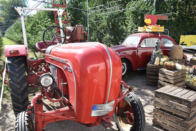 Oldtimer-Trecker waren zu bestaunen