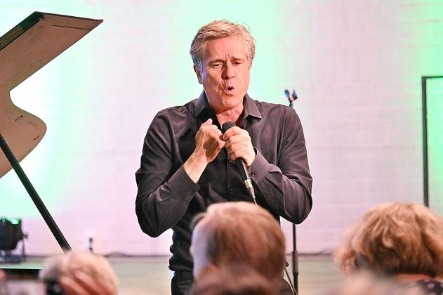 Juliano Rossi trat bei der &bdquo;Langen Nacht&ldquo; in der Auferstehungskirche auf