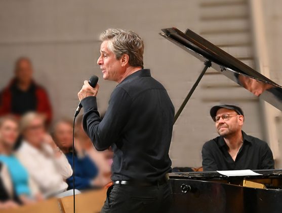 Juliano Rossi trat bei der &bdquo;Langen Nacht&ldquo; in der Auferstehungskirche auf
