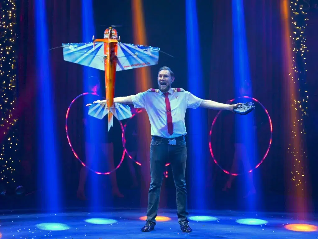 Weihnachtscircus Hannover 2026: 8. Grand Prix der Artisten verspricht spektakuläre Höhenflüge - Stadtreporter.de Daniel Golla