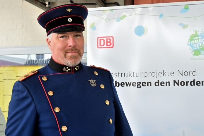 Nach fast elf Jahren fährt die Bahn zwischen Leer und Groningen (Niederlande) wieder – Eröffnet wurde die Wunderline mit einer festlichen Sonderfahrt