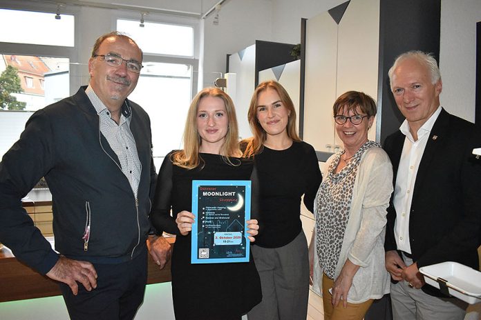 Sogar eine Zahnarztpraxis machte beim Moonlight-Shopping mit